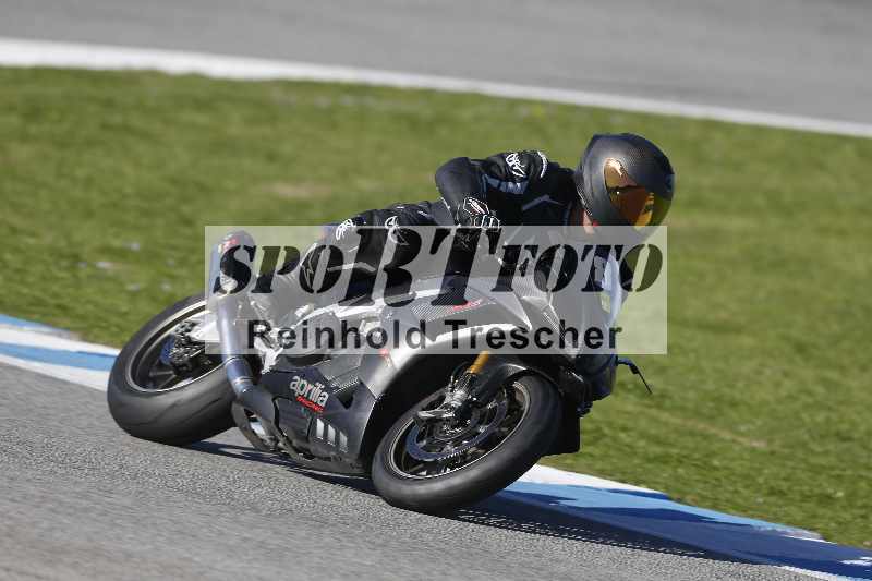 /02 28.-31.01.2025 Moto Center Thun Jerez/gruen-green/83